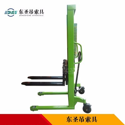 手動(dòng)堆高車3噸技術(shù)參數(shù) 手動(dòng)堆高車3噸技術(shù)參數(shù)